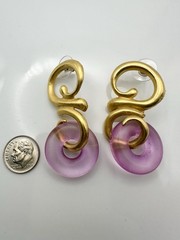 Vintage Gold Plated Swirl Frosted Pink Ring Earrings