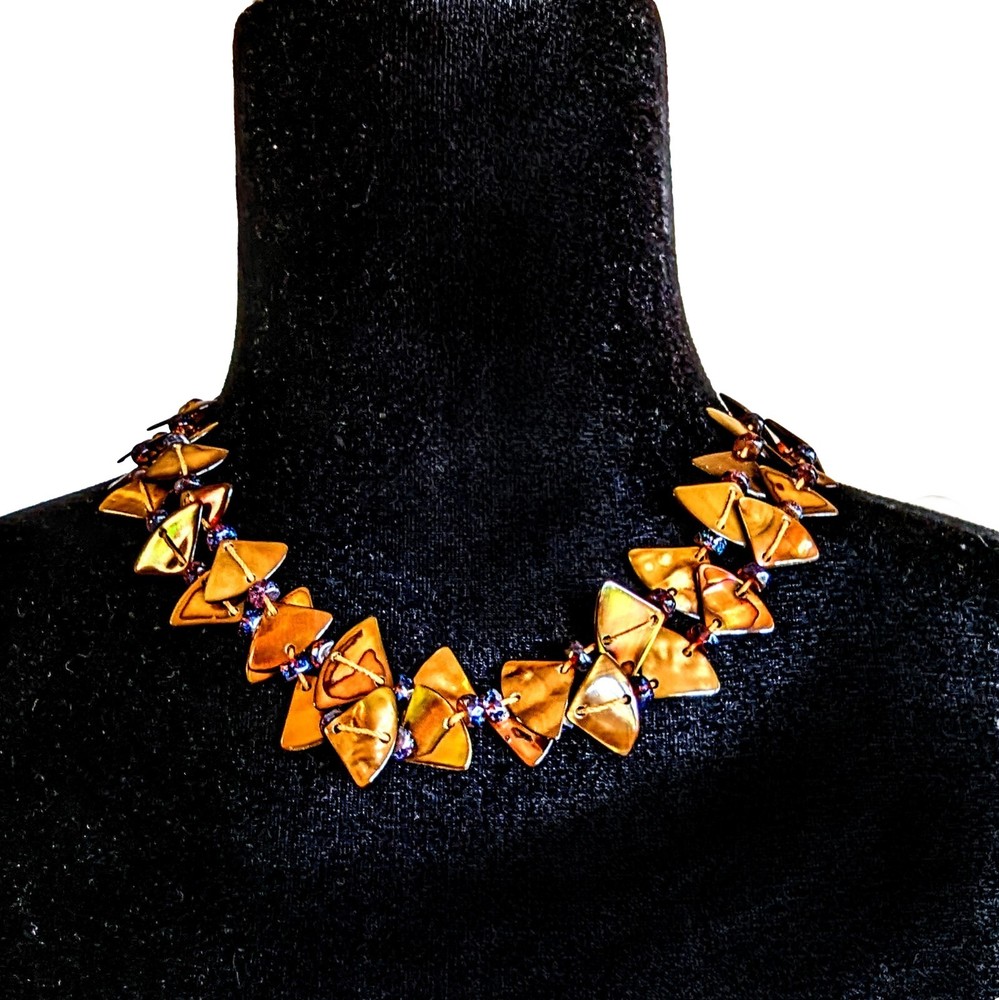 Vintage Mother Of Pearl Shell Brown Copper W/Amethyst Beads Necklace 18″