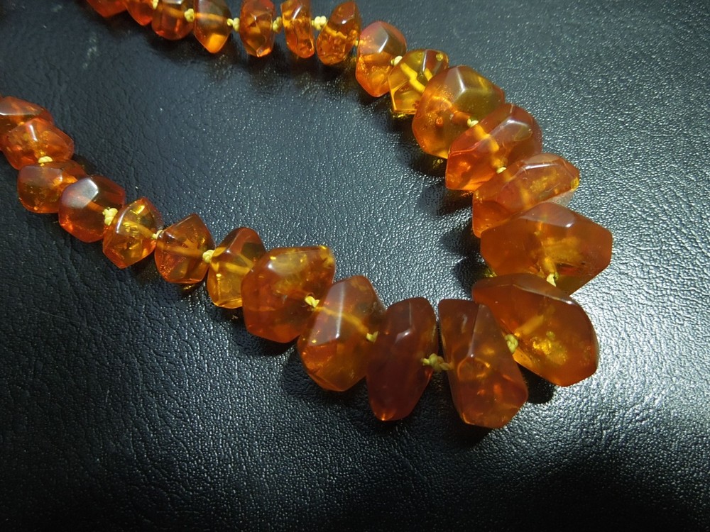 K417 ANTIQUE AMBER HONEY NECKLACE 39 GR 74 CM SEE DESCRIP