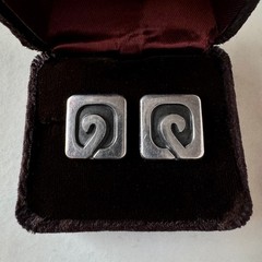 Vintage Mexican Sterling Silver Overlay Glyph Design Post Earrings – Signed