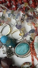 VTG Beaded Large Nice Jewelry Lot Of 40 Necklaces Bracelets Earrings SEE PICS