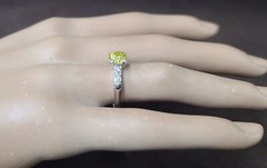1.18ct Platinum Vintage Engagement Ring Natural Round Fancy Vivid Yellow Diamond