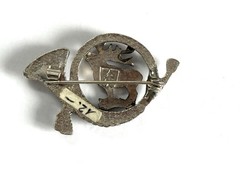 Vintage Deer Horn Brooch Pin Silver-Tone Metal Secure Pin Clasp