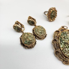 Vintage Lot Crushed Jade Stone Pendant~ 2 Rings ~ 2 sets of Earrings