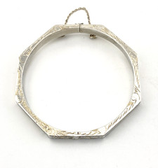 Vintage Sterling Silver Engraved Octagonal Hinged Bangle Bracelet