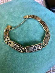 Vintage Wheat Themed Damascene Gold Tone Black Enamel Links Bracelet – 7 Inches