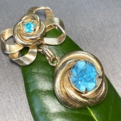 Vintage Retro Paraiba Blue Glass Cut Crystal Love Knot Dangle Pendant Brooch