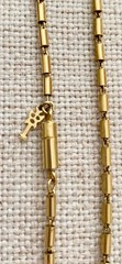 Vtg 1970s Crown Trafari Gold Tone Barrel Link Necklace 15.5” Screw Clasp *Estate