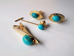 Vintage Matching Set Cufflinks, Tie Bar & Tack Gold Tone W Faux Turquoise Stones