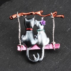 Retro Cute Cartoon Dripping Oil Enamel Cat Brooch Sitting on Swing Accessories