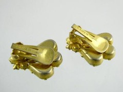 Vintage Kramer Goldtone Metal and Green Rhinestone Clip on Earrings 7/8 Inch