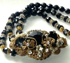 Vtg Unsigned Demario / Haskell 3 Strand Jet Black Glass Bracelet w Cluster Clasp