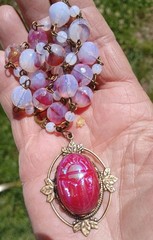 SALE VINTAGE EGYPTIAN SCARAB PENDANT VTG FUCHSIA GIVRE GLASS NECKLACE SET OOAK