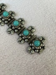MEXICO STERLING SILVER BRACELET WITH TURQUOISE CABOCHONS 7.5”