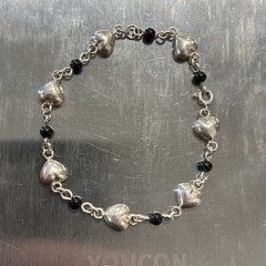 Vintage Sterling Silver Puffed Heart And Black Onyx Bead Link Bracelet