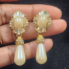 Vintage glass Pearl Rhinestone Drop Earring Gold Tone Baguette Crystal Statement