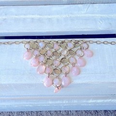 Necklace Vintage 90s jewelry Gold and pink teardrop beads beautiful necklace
