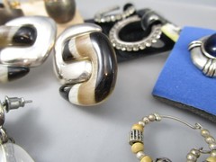 Vtg Mod Retro Varying Colors & Multi Styles LOT of 7 Post Pierced Earrings 151Y