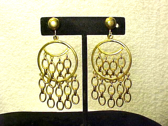 Vintage Gold Tone Chandelier Hoop & Wire Ovals Clip Earrings