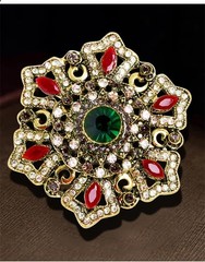 Vintage Rhinestone Snowflake Flower Brooch Pin for Women Girls Fashion Red Gr…