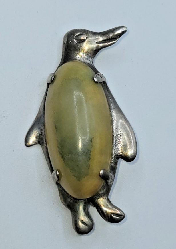 Vintage Early 1930s Mexican Sterling Silver Penguin Stone Belly Brooch Mexico