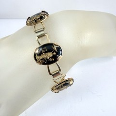 Vintage Reversed Intaglio Cameo Style Glass Cabochon Asian Figural Bracelet 7”