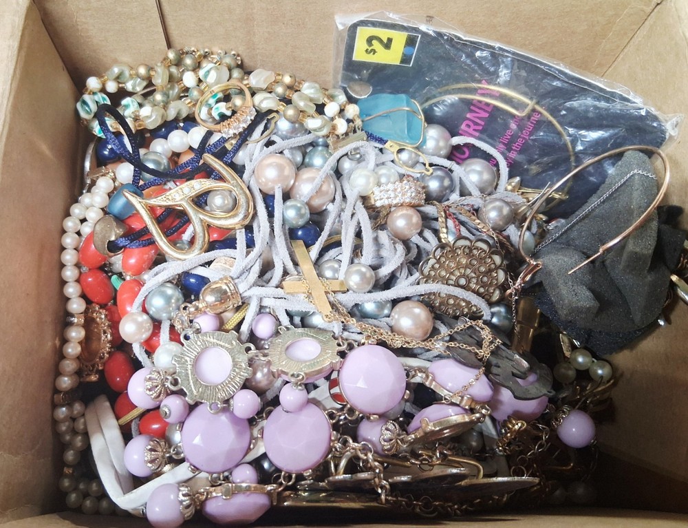 HUGE 5 Pound Lot Vintage To Now Goldtoned Craft/junk Jewelry Lot