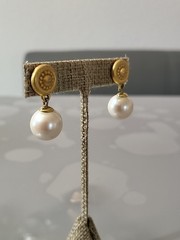 Vintage Gold Tone Pearl Earrings Beautiful See Pics Beautiful 😍 K77