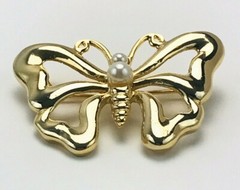 Vintage AAI Gold Tone Faux Pearl Butterfly Brooch Scatter Pin