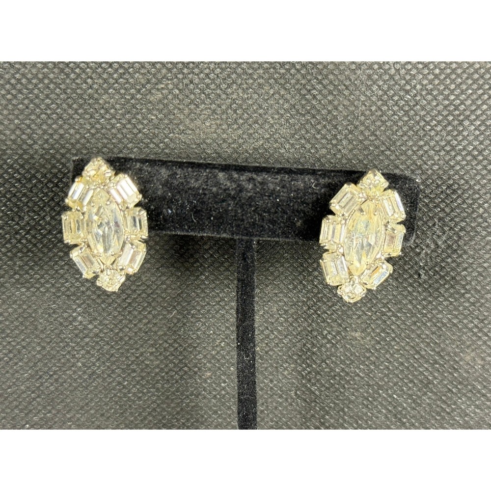 1. Vintage Weiss Clear Rhinestone Clip‑On Earrings – Sparkling Mid‑Century