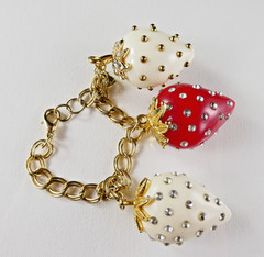 Vintage Strawberry Charm Bracelet 3 Large Charms Red White Gold Tone Double Link