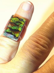 BOB DODD VINTAGE HANDCRAFTED CELLULOID RING
