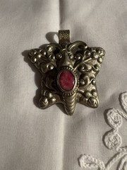 Butterfly – Vintage silver whimsicalp endant With Pink Natural stone