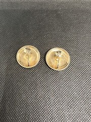 VTG CORO Signed White Enameled antique car Gold Tone Screw Back Earrings 0.9Inch