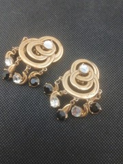Signed CRAFT Goldtone intertwined circles black clear stones dangle earrings