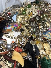 5lbs + Vintage/Modern Costume Jewelry Lots Mix Box Wearable Pieces.