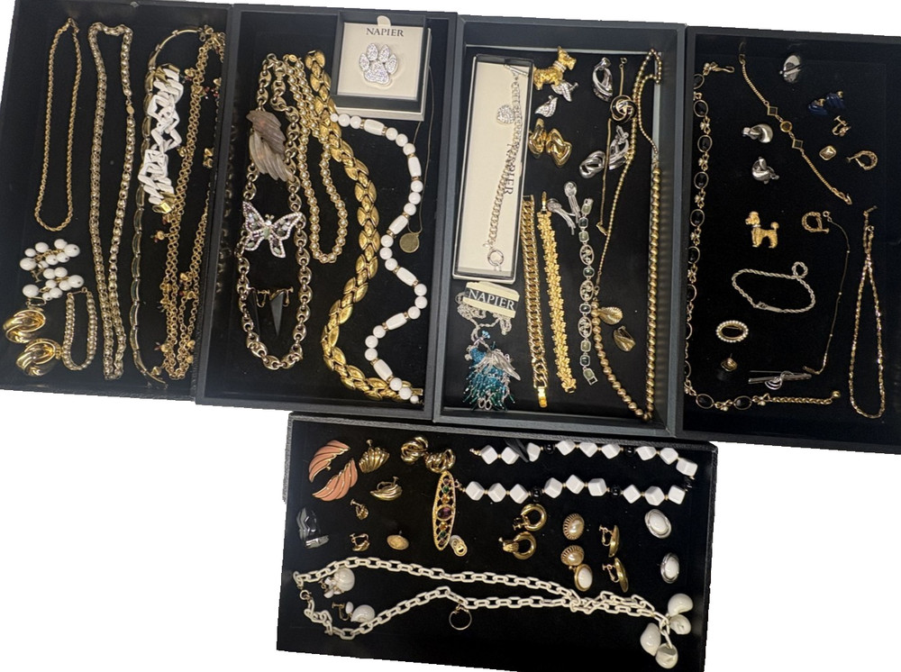 Vintage NAPIER JEWELRY Lot – Necklaces Bracelets Earrings Brooches Pendants