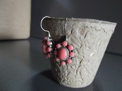 1 Pair Old .75″in Pinkish Flower Style Long Wire