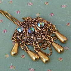 Vintage Necklace Gold Tone Aurora Borealis Chandelier Bohemian Oriental Ethnic