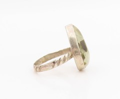 925 Sterling Silver Vintage Ring Green Prehnite Teardrop Band Sz 6.5 RG34176