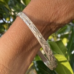Vintage Sterling Silver Leaf Scroll Repousse Skinny Bangle Bracelet Size M-L