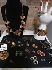 Vintage To Modern Jewlery Lot Brooches Pins Earings Purse Hook Neman Marcus
