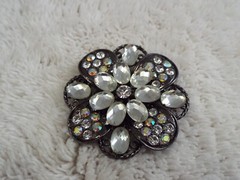 Gunmetal Bead Rhinestone Flower Pin (A4)