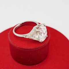 Vtg Sz 9 Ring Oval Triangle Cubic Zirconia 18KGE White Gold Electroplate Jewelry