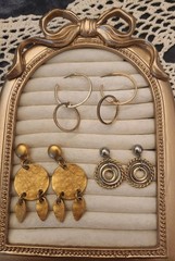 3 Pair Of Vintage Mixed Metal Dangle Earrings 1 Pair Sugarfix