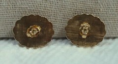Unsigned Vintage Avon Turtle Bay Pierced Earrings