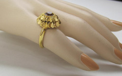Avon Daisy Dome Ring Amber Rhinestone Gold Tone Flower Vintage Size 6.5