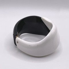 Vintage Hong Kong Black White Acrylic Clamper Bracelet Mod Art Deco Statement