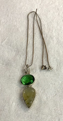 VTG Sterling Silver – INDIA Prehnite & Peridot Necklace Pendant 24 inch