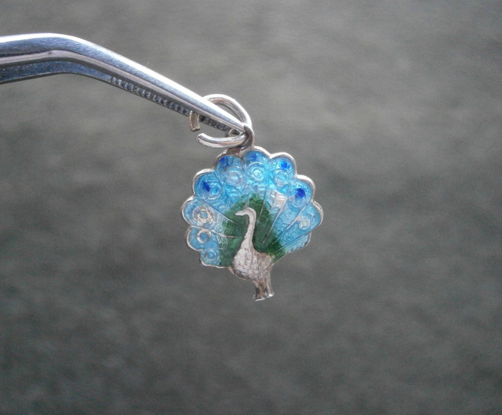Small Peacock Bird Vintage Sterling Silver Enamel Bracelet Charm Pendant 1.0g